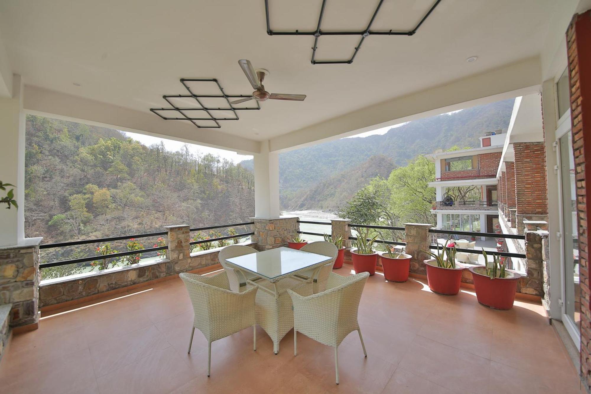 Summit By The Ganges Beach Resort & Spa Rishīkesh Exteriör bild