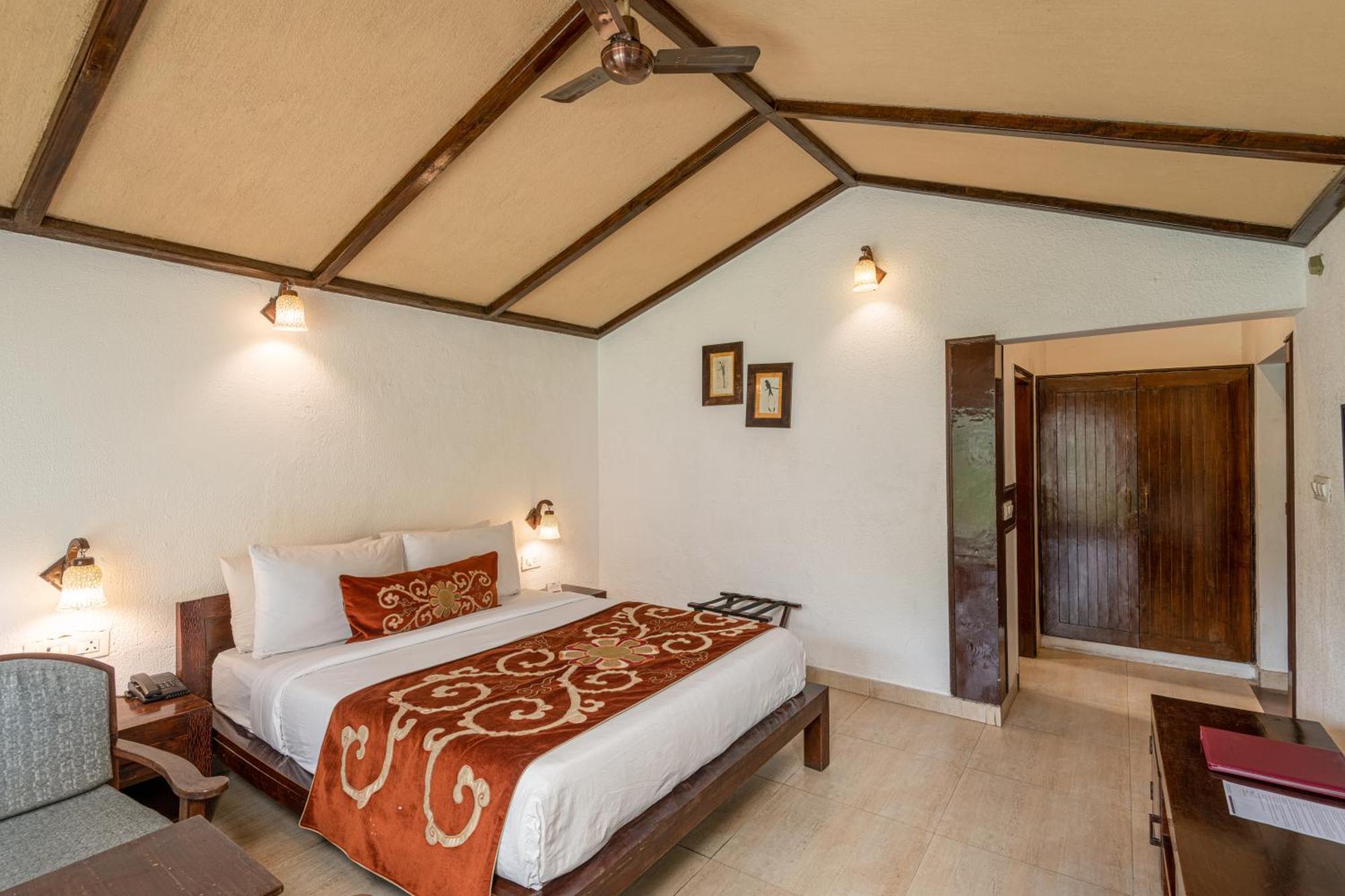 Summit By The Ganges Beach Resort & Spa Rishīkesh Exteriör bild