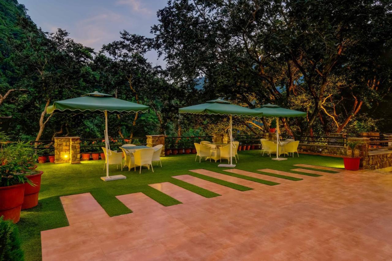 Summit By The Ganges Beach Resort & Spa Rishīkesh Exteriör bild